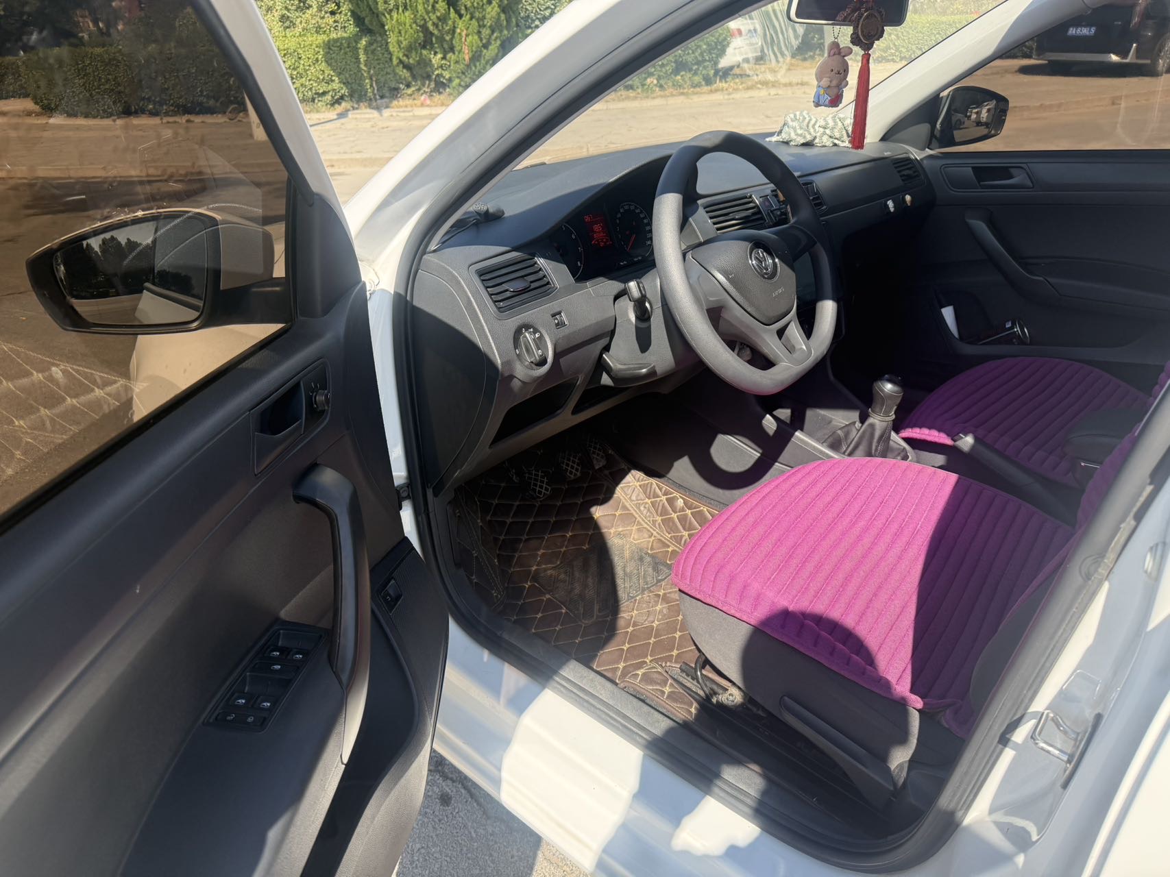Volkswagen Santana 2021 car image #5