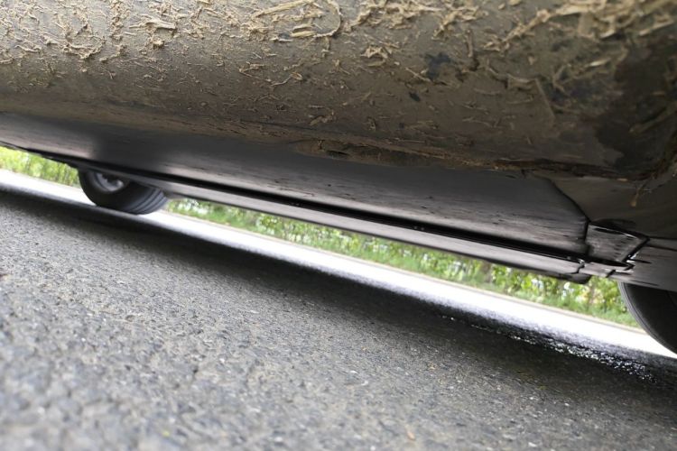 Tesla Model Y 2023 car image #20