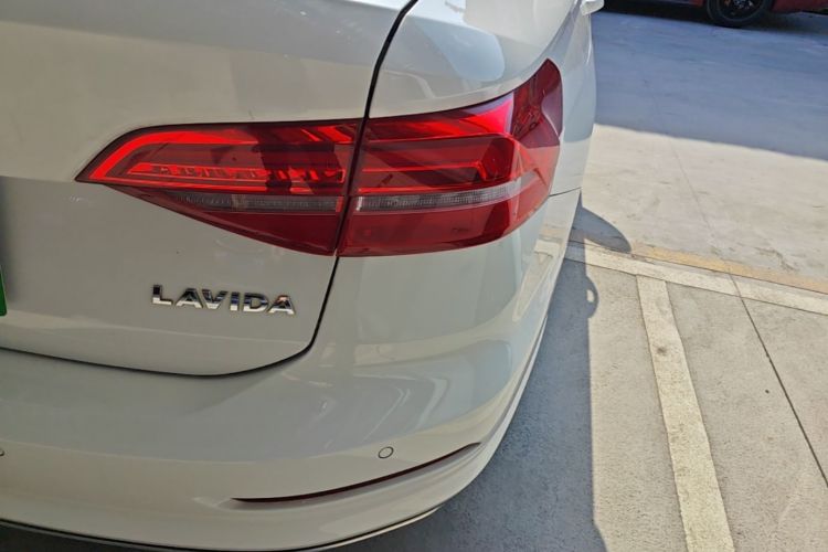 Volkswagen Lavida 2019 #8 Volkswagen Lavida 2019 car image #8