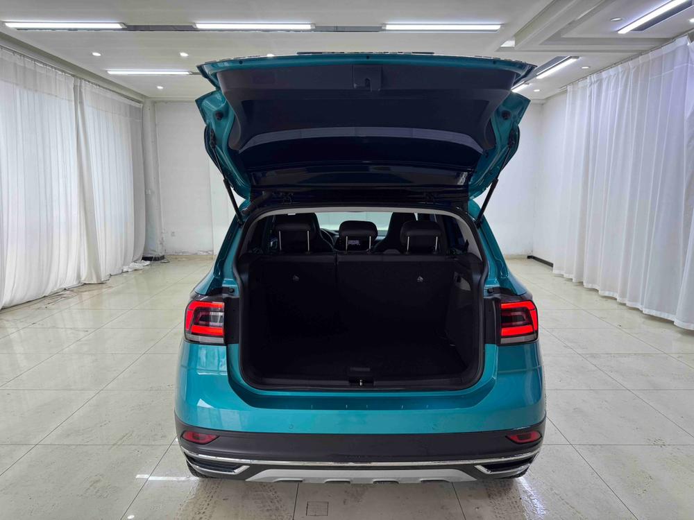 Volkswagen T-Cross 2022 #21 Volkswagen T-Cross 2022 car image #21