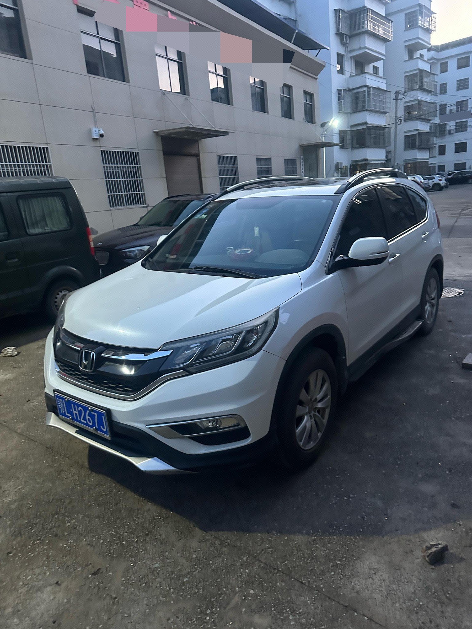 Honda CR-V 2015 Honda CR-V 2015 car image