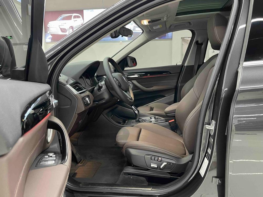 BMW X1 2022 imagen de coche #16