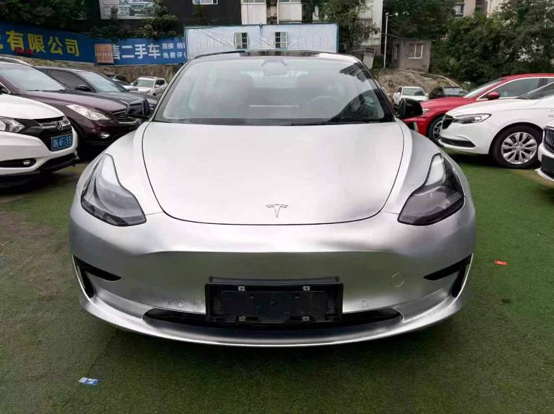 Tesla Model 3 2021 car image #2