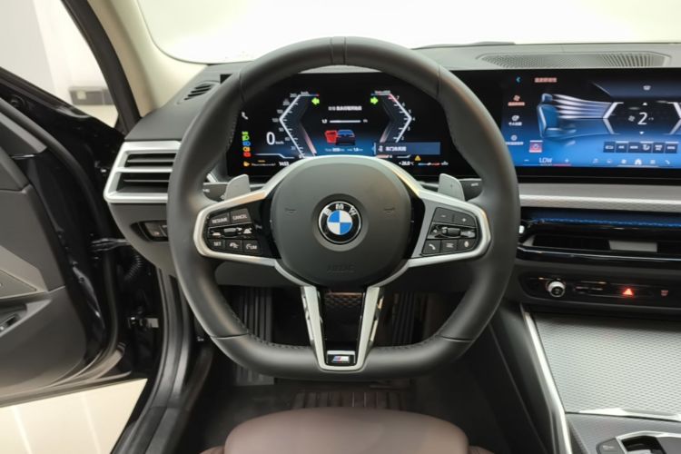 BMW 3 Series 2025 car image #11