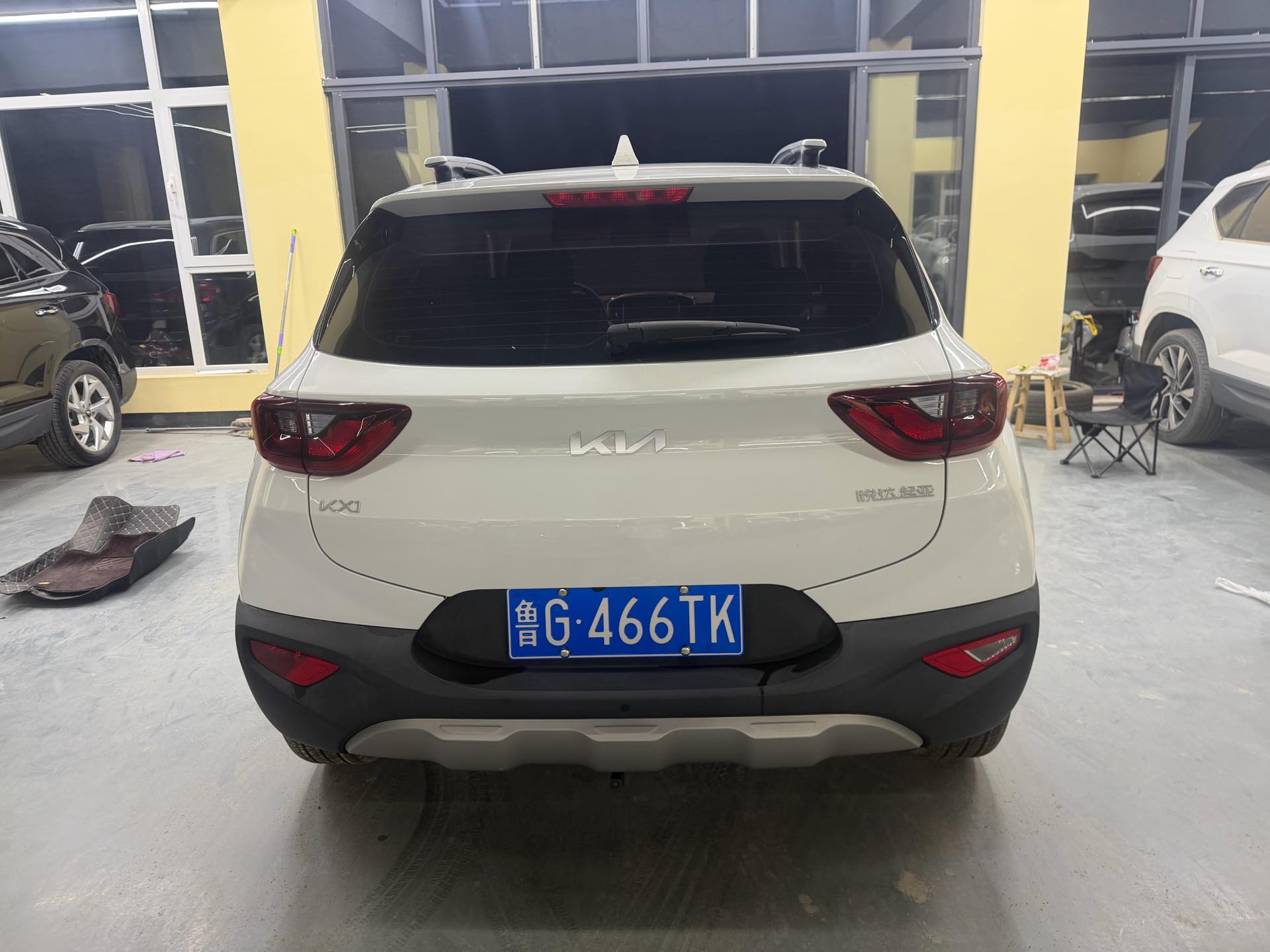 Kia KX1 2022 car image #7