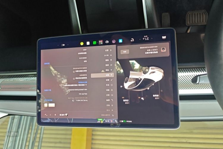 Tesla Model 3 2020 immagine di auto #10