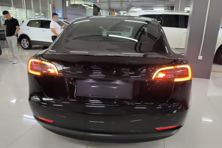 Tesla Model 3 2022 #6 Tesla Model 3 2022 immagine di auto #6