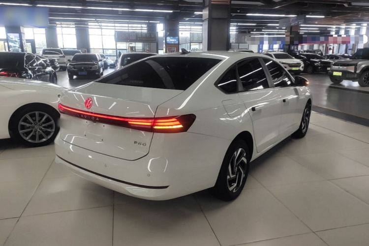 Volkswagen Lavida 2026 car image #7