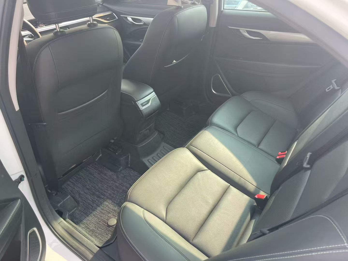 GEELY Emgrand 2020 صورة سيارة #5