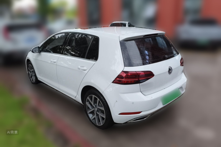 Volkswagen Golf 2018 car image #5