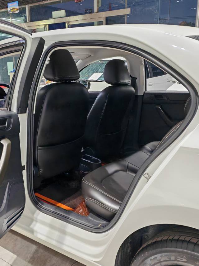 Volkswagen Santana 2019 #5 Volkswagen Santana 2019 car image #5