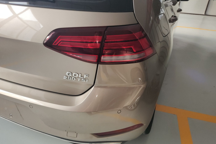 Volkswagen Golf 2020 изображение автомобиля #8