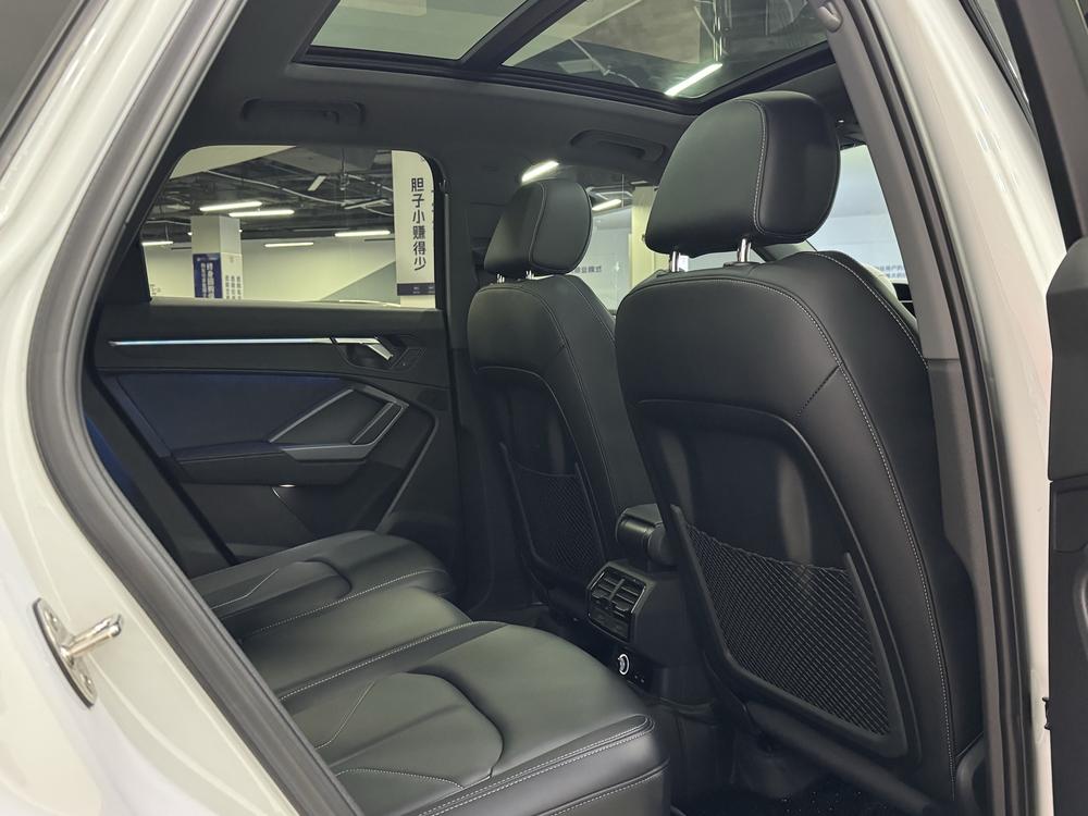 Audi Q3 2023 immagine di auto #22
