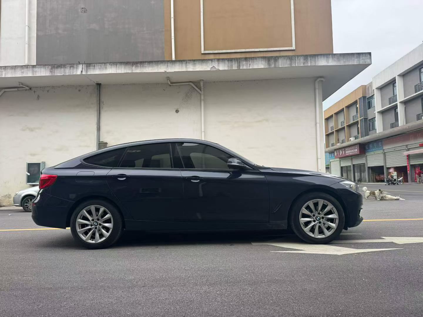 BMW 3 Series GT 2019 #6 BMW 3 Series GT 2019 imagen de coche #6
