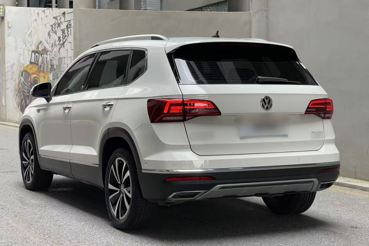 Volkswagen Tharu 2019 car image #5