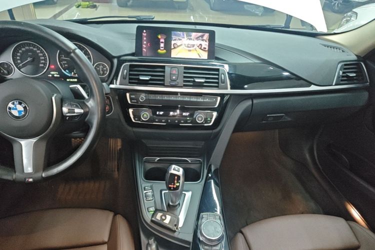 BMW 3 Series 2018 #13 BMW 3 Series 2018 car image #13