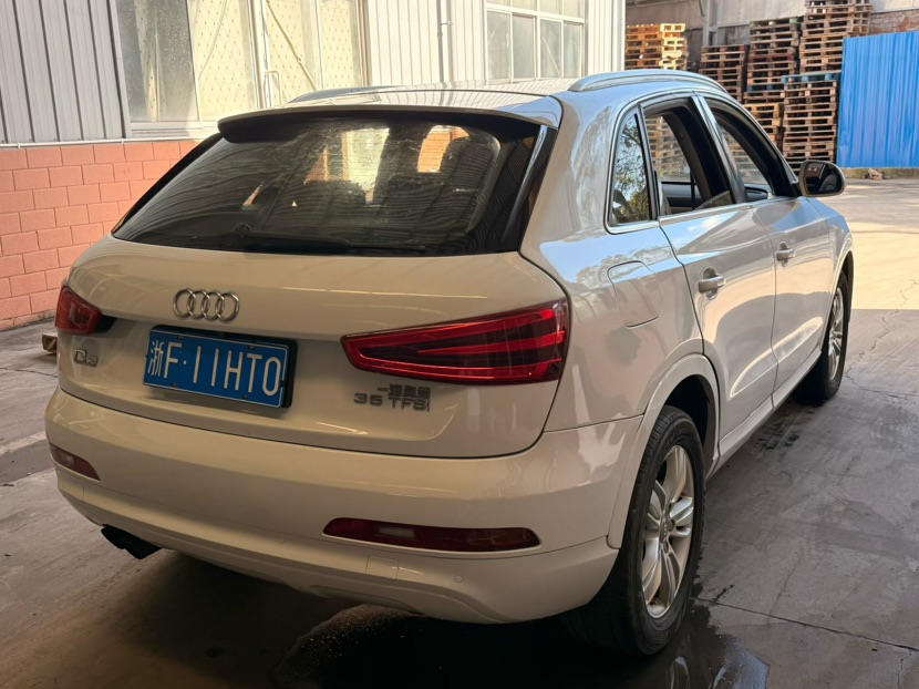 Audi Q3 2014 #6 Audi Q3 2014 car image #6