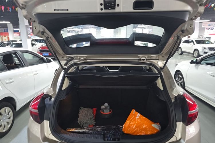 GEELY Emgrand GS 2019 car image #19
