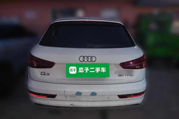 Audi Q3 2017 car image #4