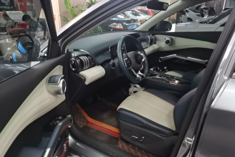 BYD Yuan Plus 2022 immagine di auto #16