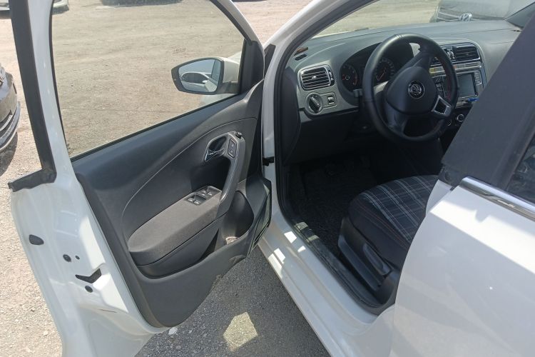 Volkswagen Polo 2016 #10 Volkswagen Polo 2016 car image #10