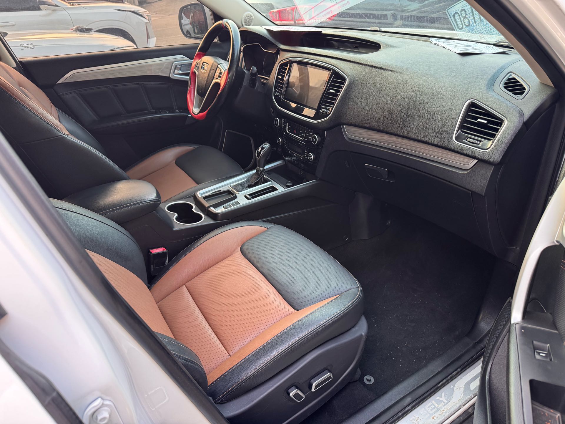 GEELY Vision X6 2018 #9 GEELY Vision X6 2018 immagine di auto #9