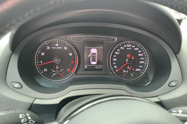 Audi Q3 2017 #13 Audi Q3 2017 car image #13