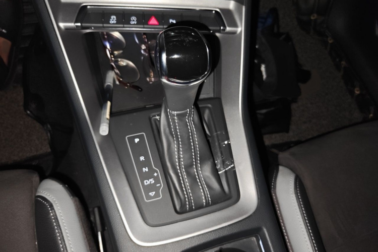 Audi Q3 2019 #18 Audi Q3 2019 car image #18