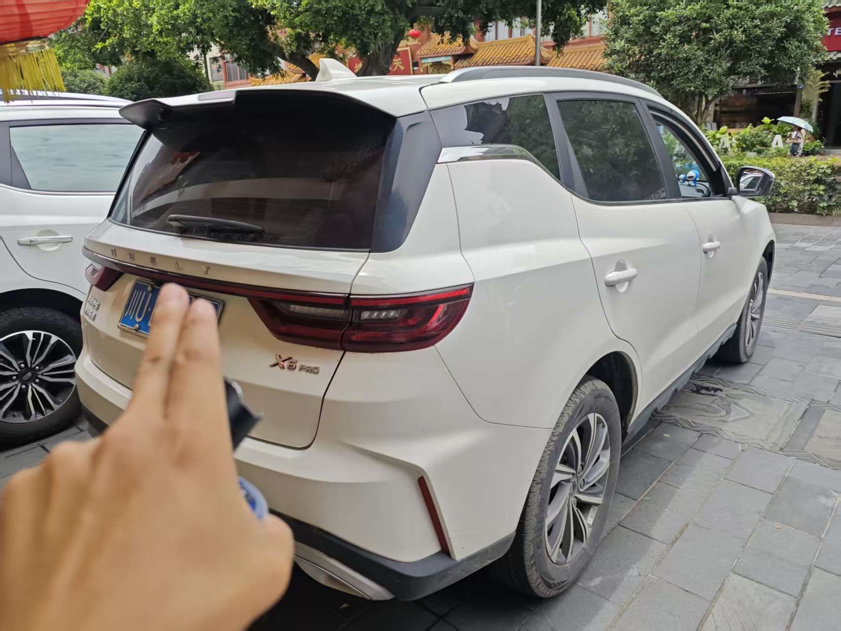 GEELY Vision X6 2022 car image #3