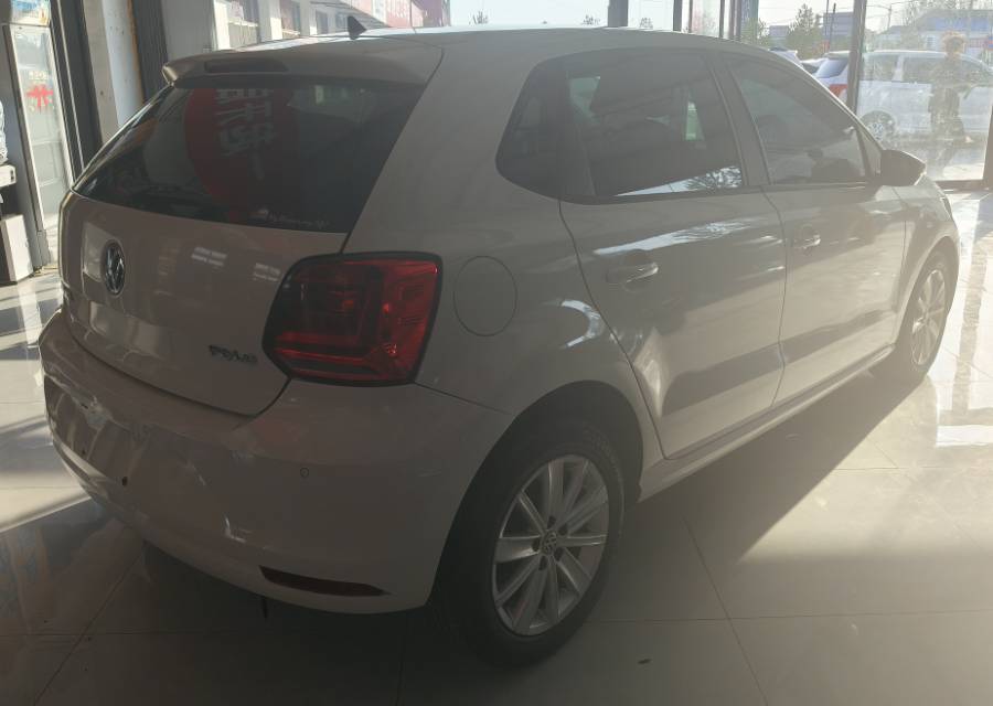 Volkswagen Polo 2014 #4 Volkswagen Polo 2014 car image #4