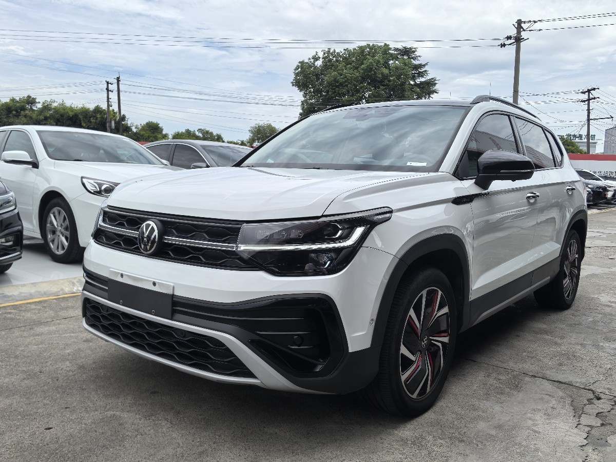 Volkswagen Tharu 2024 car image 