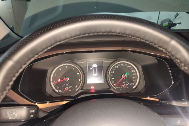 Volkswagen Tharu 2022 #13 Volkswagen Tharu 2022 immagine di auto #13