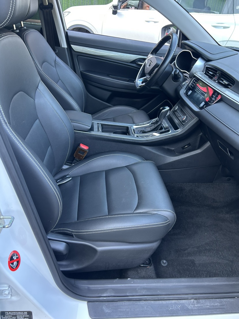 GEELY Emgrand 2019 #9 GEELY Emgrand 2019 car image #9