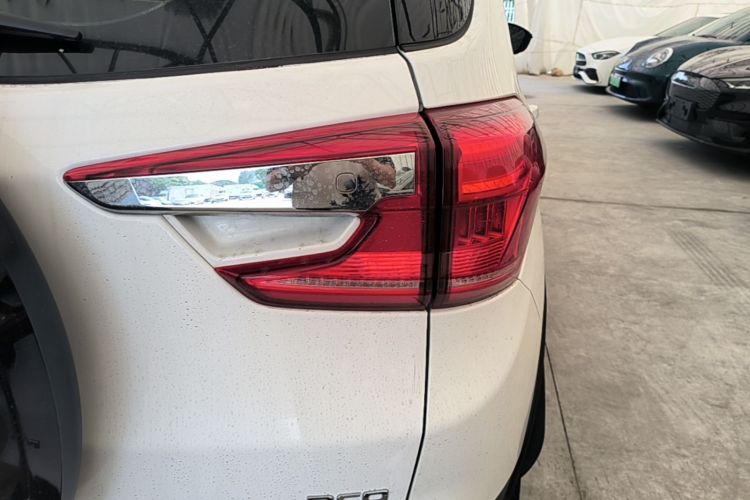 BYD Yuan Pro 2022 image de voiture #8