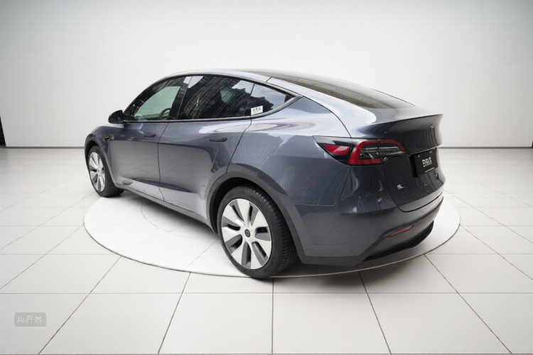 Tesla Model Y 2023 #4 Tesla Model Y 2023 car image #4