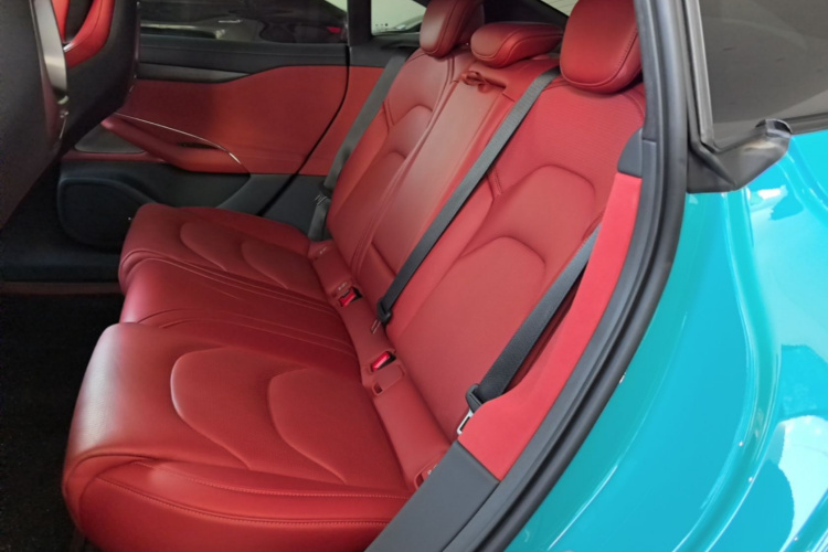 MI SU7 2024 car image #17
