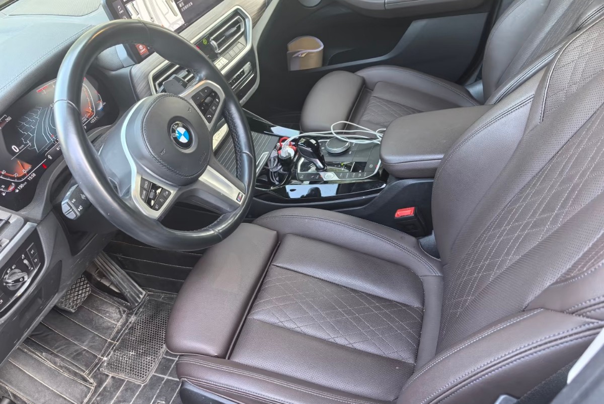 BMW X3 2022 #2 BMW X3 2022 car image #2