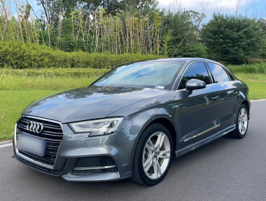 Audi A3 2019 صورة سيارة 