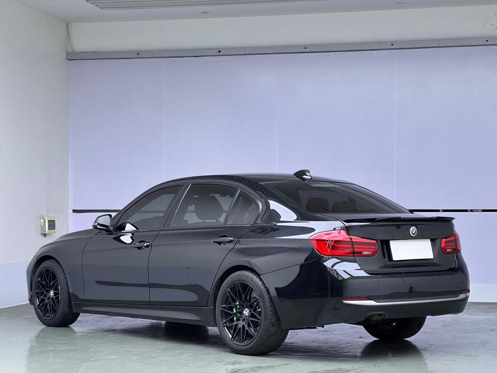 BMW 3 Series 2017 #4 BMW 3 Series 2017 car image #4