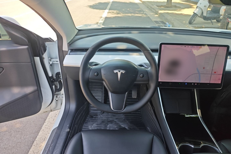 Tesla Model 3 2020 #11 Tesla Model 3 2020 car image #11