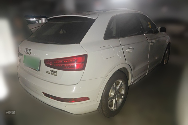 Audi Q3 2017 car image #7