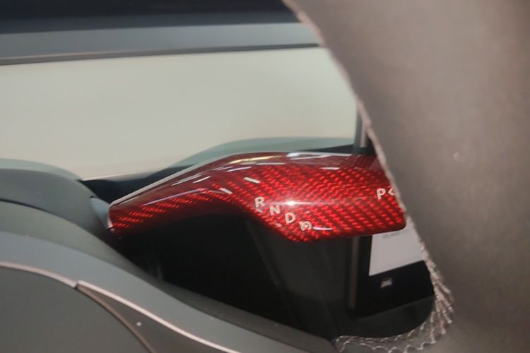 Tesla Model Y 2022 #14 Tesla Model Y 2022 car image #14