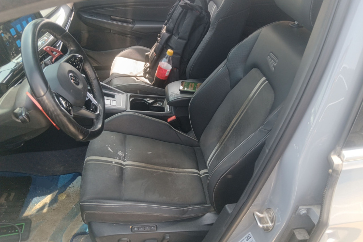 Volkswagen Golf 2020 imagen de coche #15