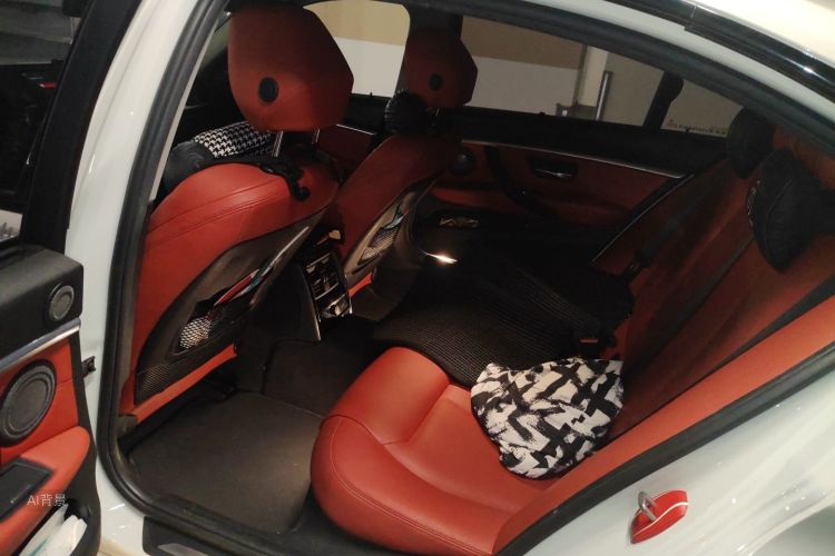 BMW 3 Series 2018 #19 BMW 3 Series 2018 car image #19
