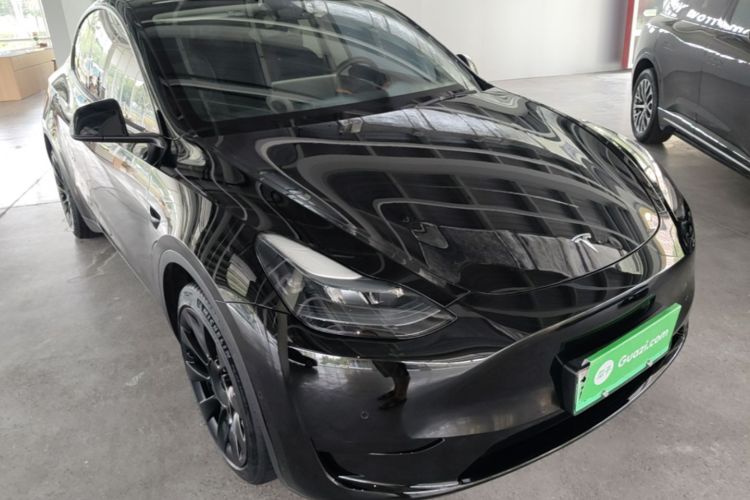 Tesla Model Y 2023 #4 Tesla Model Y 2023 car image #4