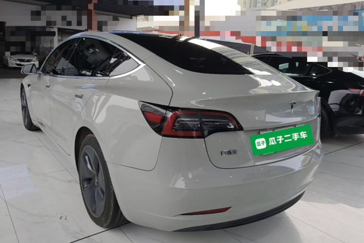 Tesla Model 3 2020 #5 Tesla Model 3 2020 صورة سيارة #5