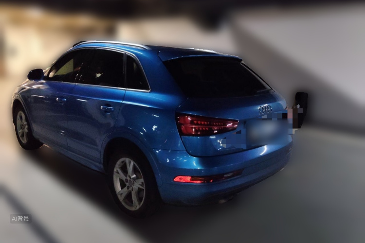 Audi Q3 2018 car image #5