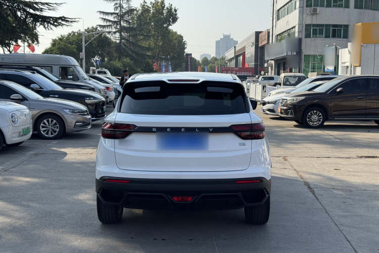 GEELY Coolray 2026 #9 GEELY Coolray 2026 car image #9