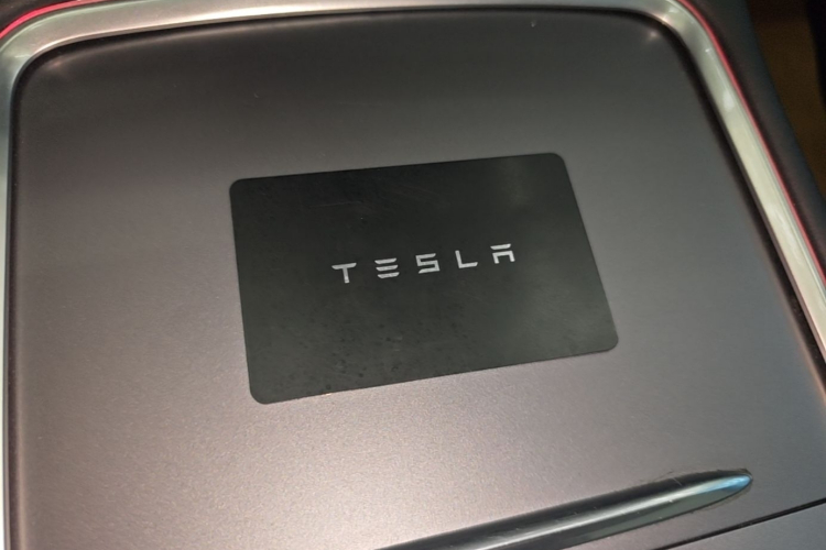 Tesla Model 3 2021 #14 Tesla Model 3 2021 car image #14