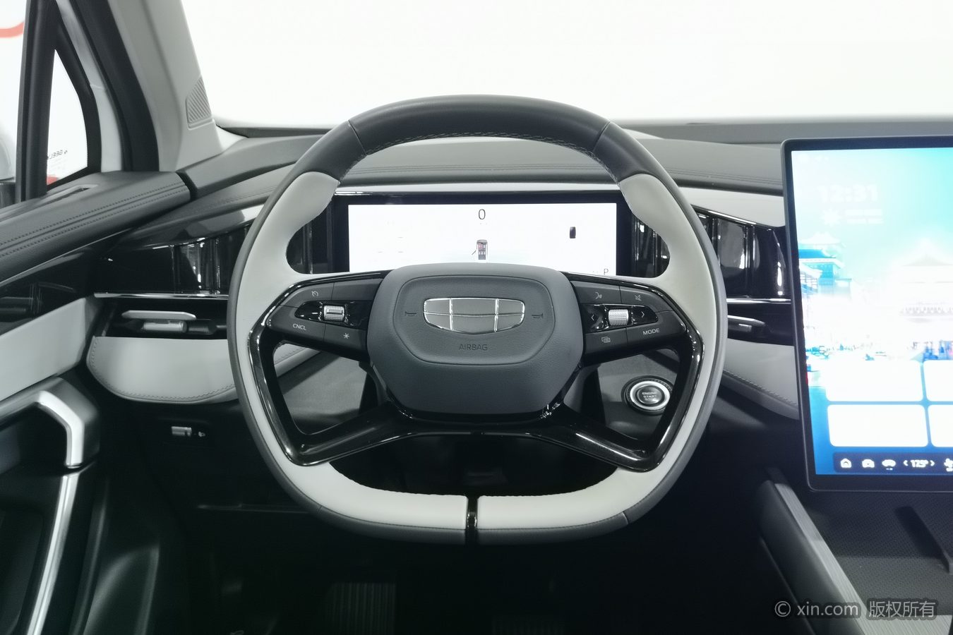 GEELY Boyue L 2024 car image #11